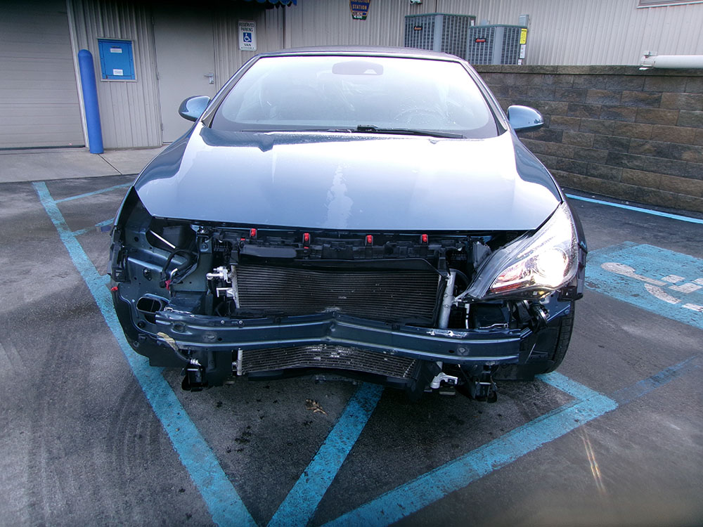 
								BUICK CASCADA PREMIUM full									