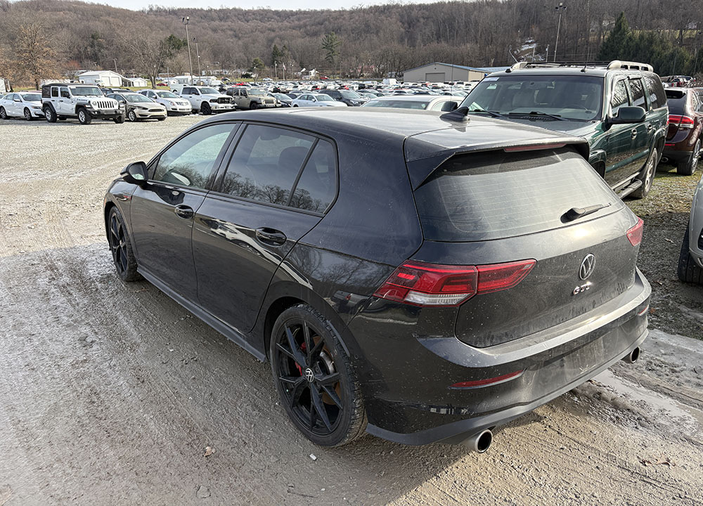 
								VOLKSWAGEN GOLF GTI AUTOBAHN full									