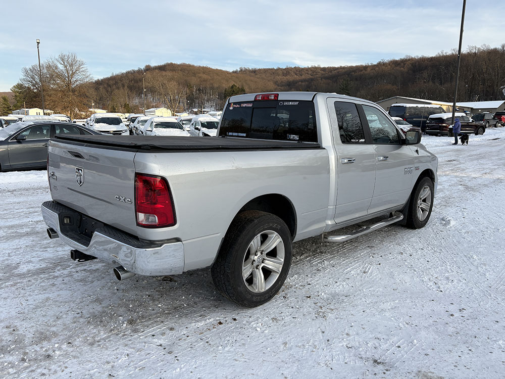
								RAM 1500 BIG HORN QUAD CAB full									