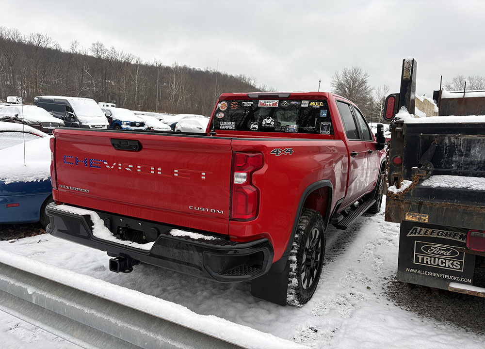 
								CHEVROLET SILVERADO 2500 CUSTOM CREW CAB full									