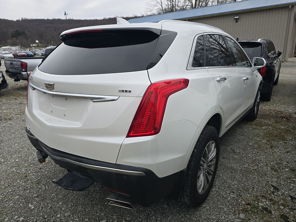 
								CADILLAC XT5 LUXURY full									