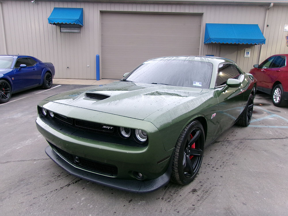 
								DODGE CHALLENGER SRT 392 full									