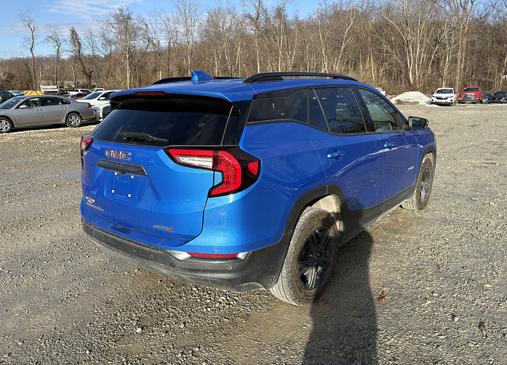 
								GMC TERRAIN AT4 full									