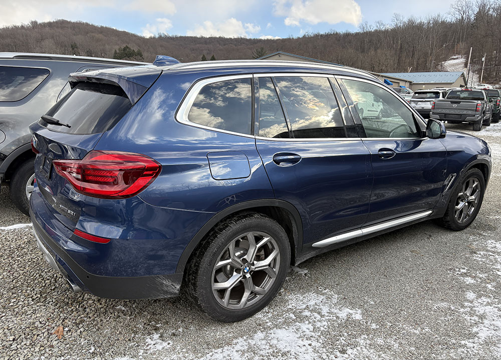 
								BMW X3 full									