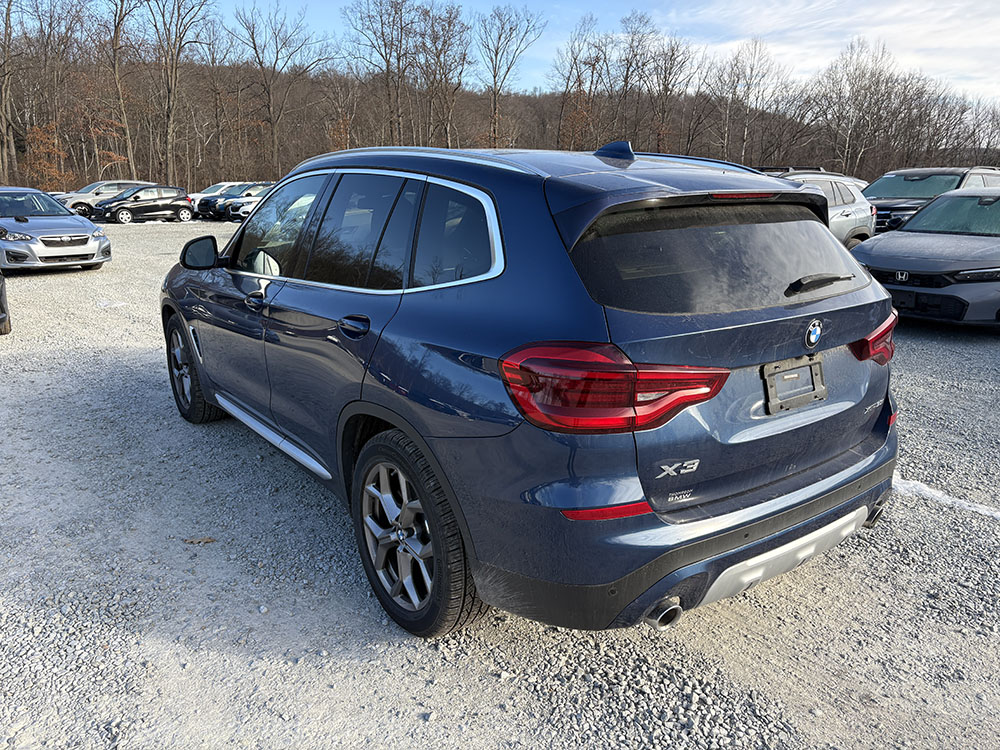 
								BMW X3 full									