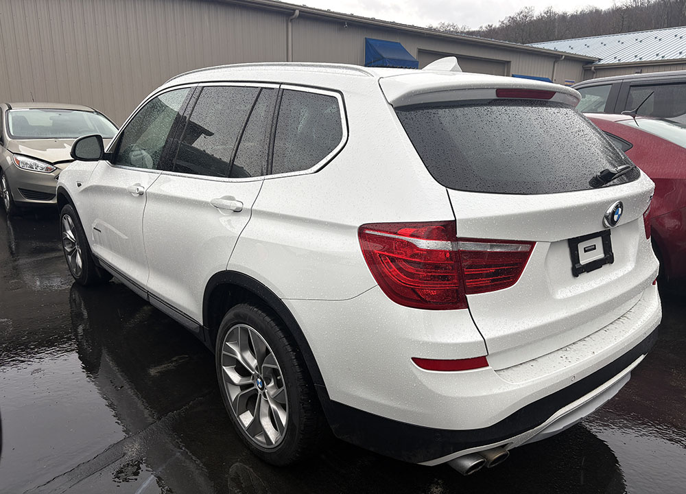 
								BMW X3 full									