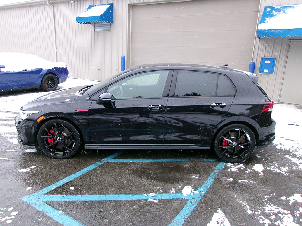 
								VOLKSWAGEN GOLF GTI AUTOBAHN full									