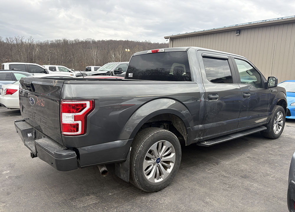 
								FORD F-150 STX SUPER CREW CAB full									