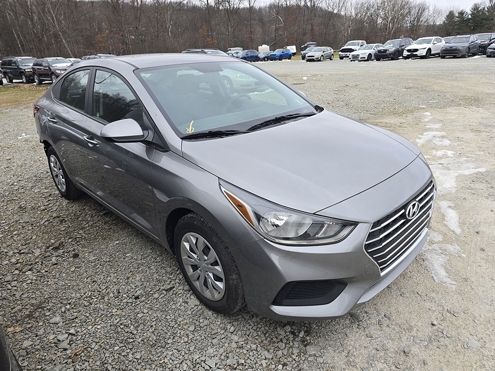 
								HYUNDAI ACCENT SE full									