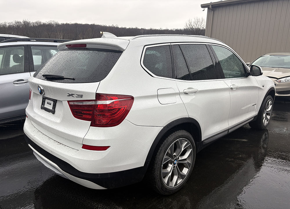 
								BMW X3 full									