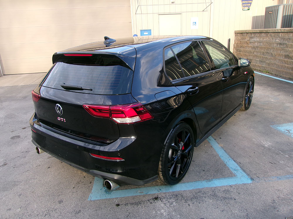 
								VOLKSWAGEN GOLF GTI AUTOBAHN full									