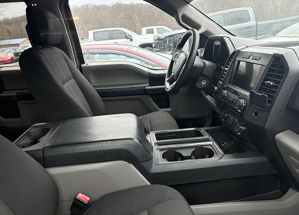 
								FORD F-150 STX SUPER CREW CAB full									