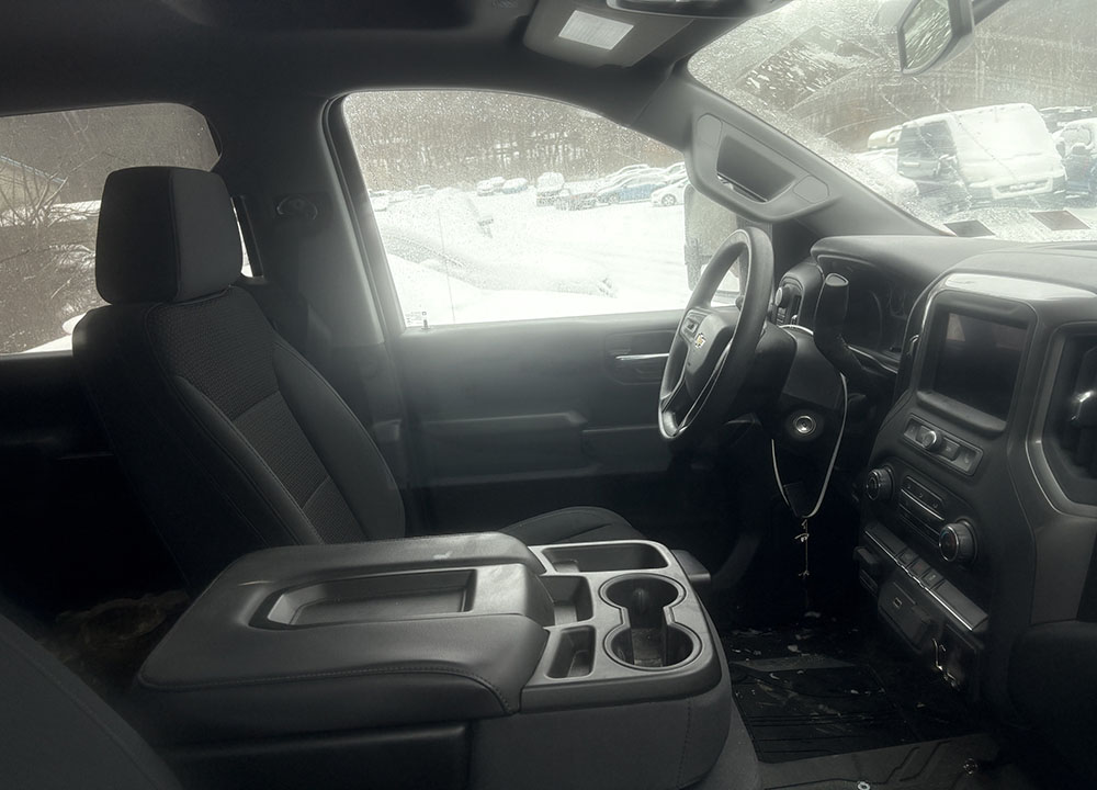 
								CHEVROLET SILVERADO 2500 CUSTOM CREW CAB full									