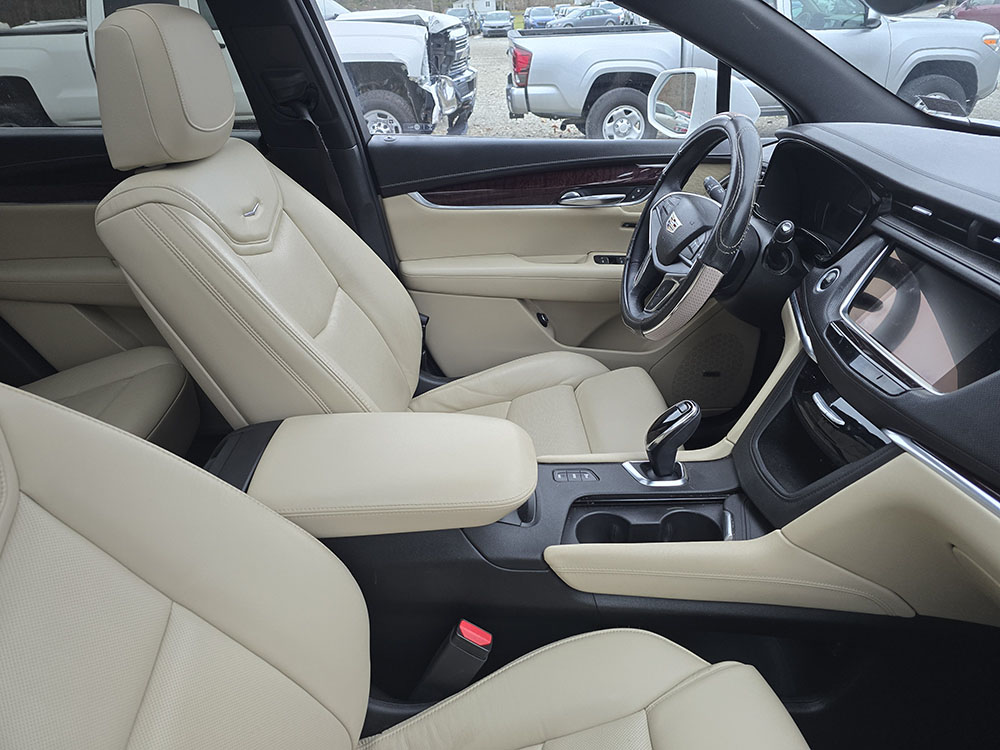 
								CADILLAC XT5 LUXURY full									