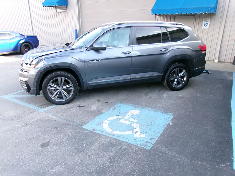 
								VOLKSWAGEN ATLAS SE R-LINE full									