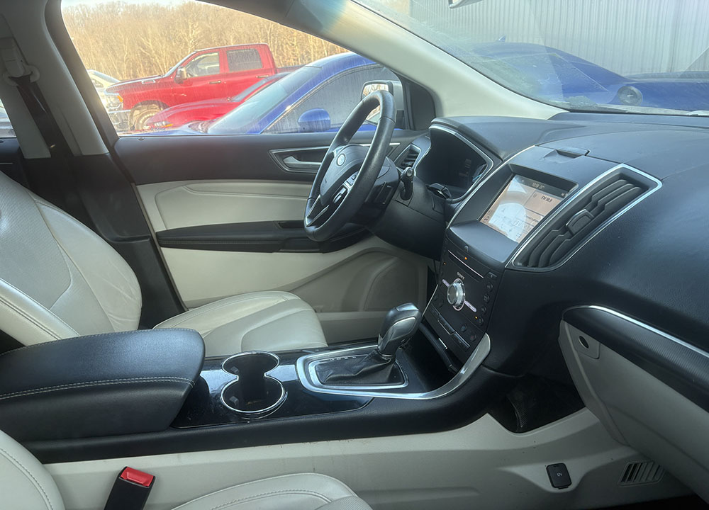 
								FORD EDGE TITANIUM full									