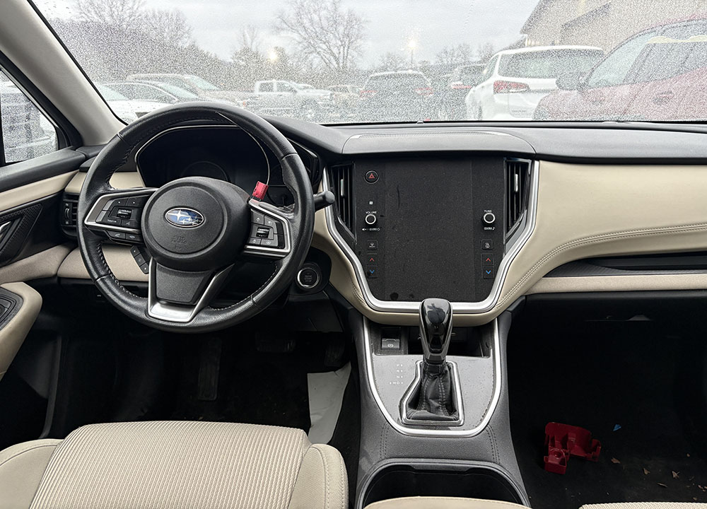 
								SUBARU LEGACY PREMIUM full									