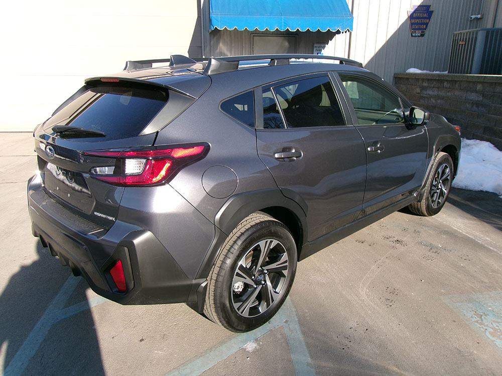 
								SUBARU CROSSTREK PREMIUM full									