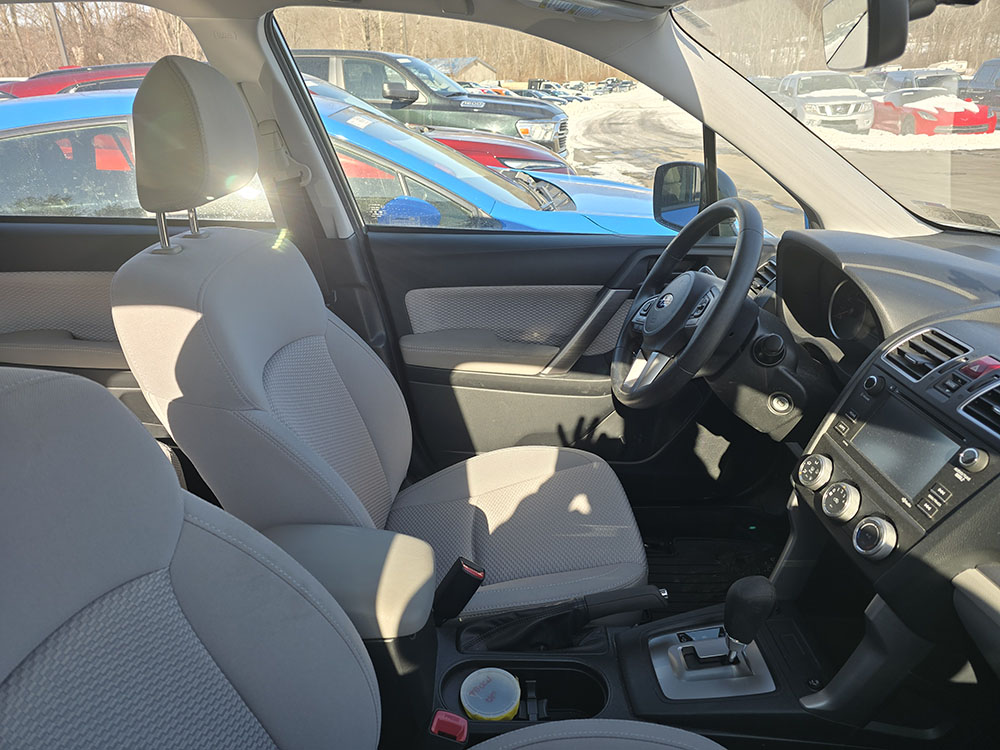 
								SUBARU FORESTER full									