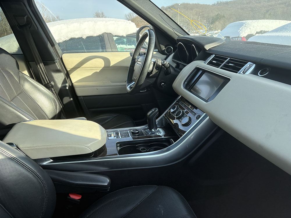 
								LAND ROVER RANGE ROVER SPORT full									