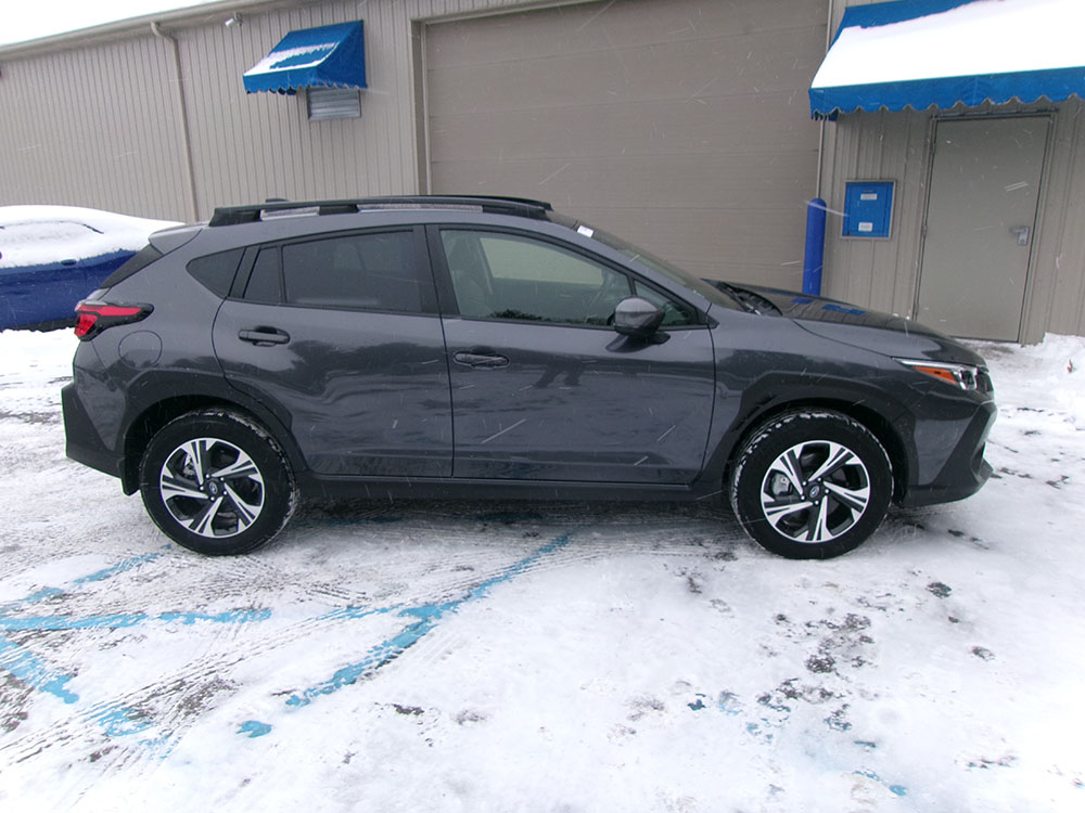 
								SUBARU CROSSTREK PREMIUM full									