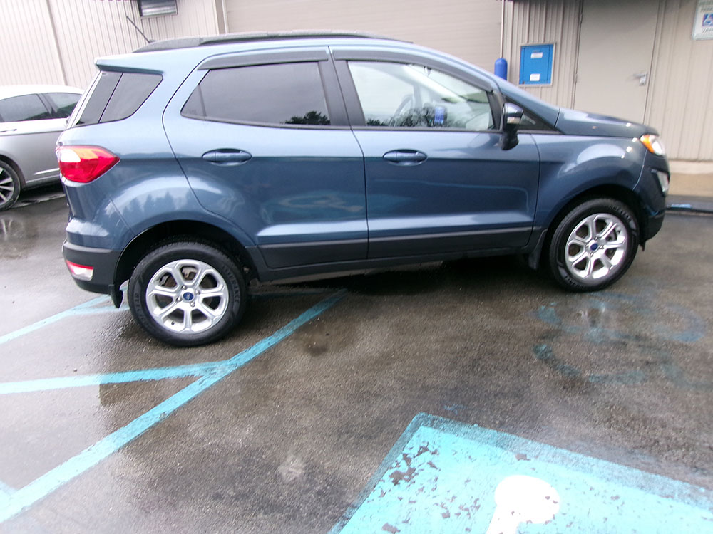 
								FORD ECOSPORT SE full									