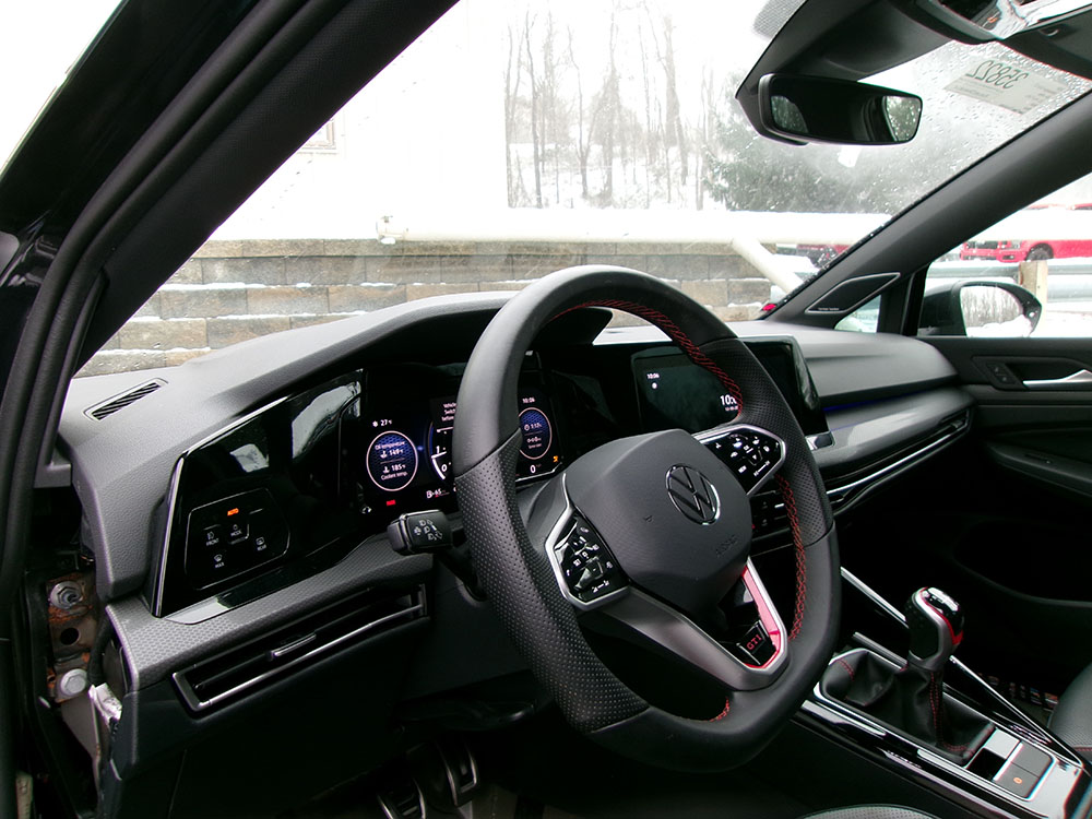 
								VOLKSWAGEN GOLF GTI AUTOBAHN full									