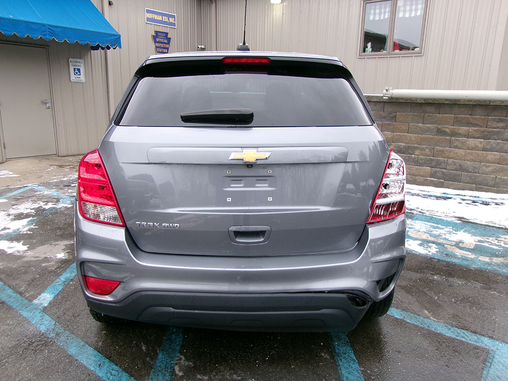
								CHEVROLET TRAX LS full									