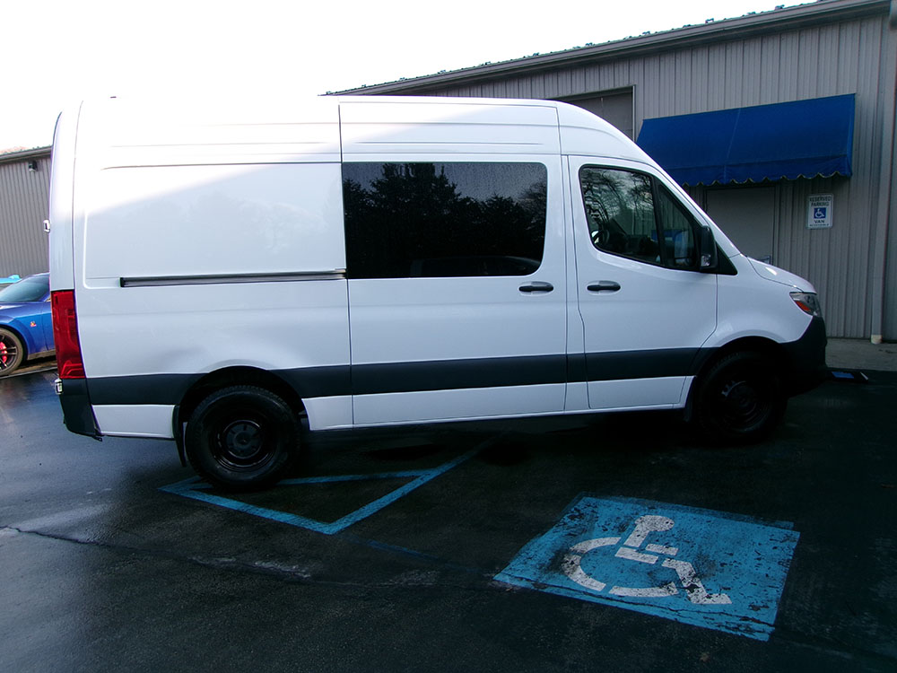 
								MERCEDES BENZ SPRINTER 2500 full									