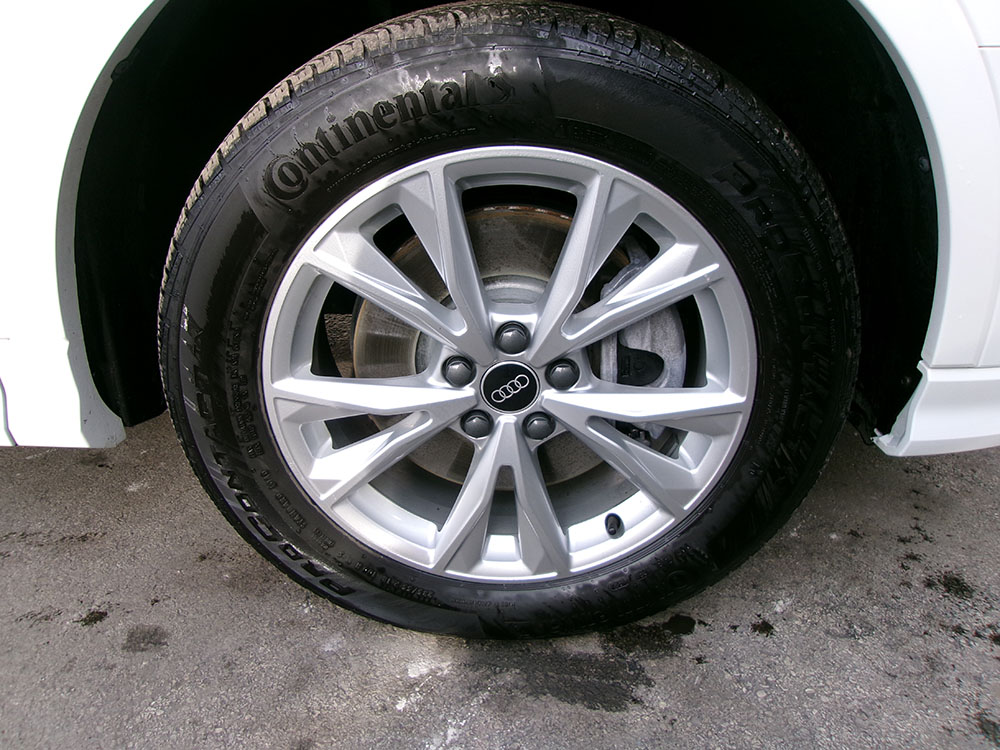 
								AUDI Q3 PREMIUM PLUS S-LINE full									