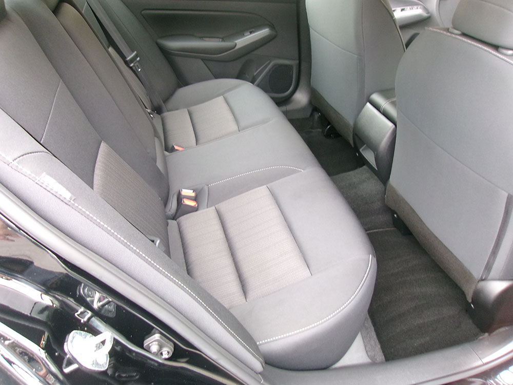 
								NISSAN ALTIMA S full									