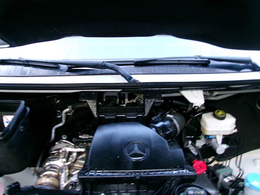 
								MERCEDES BENZ SPRINTER 2500 full									