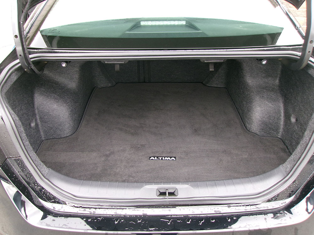 
								NISSAN ALTIMA S full									