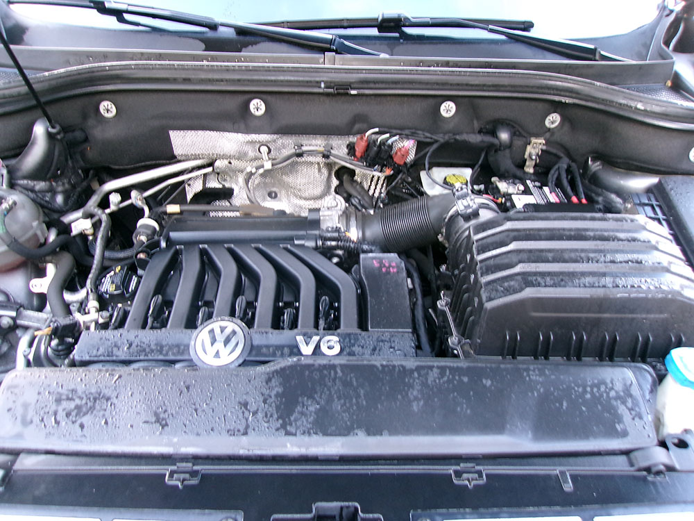 
								VOLKSWAGEN ATLAS SE R-LINE full									