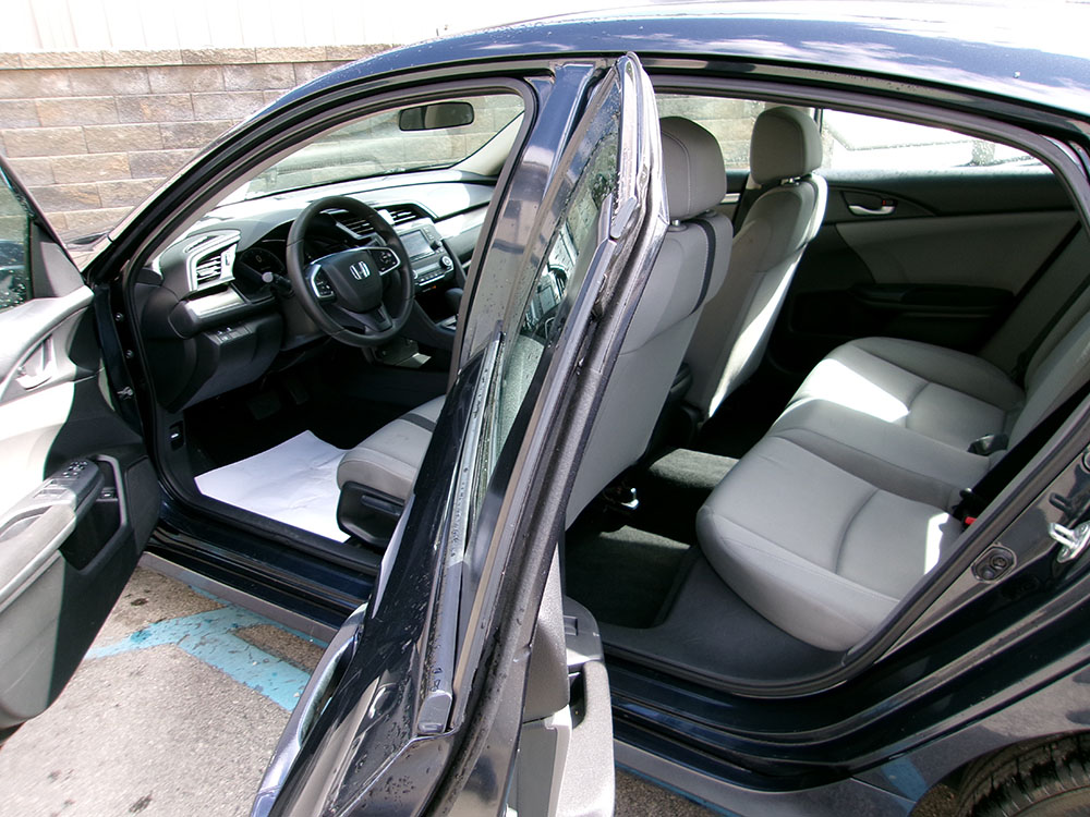 
								HONDA CIVIC LX full									