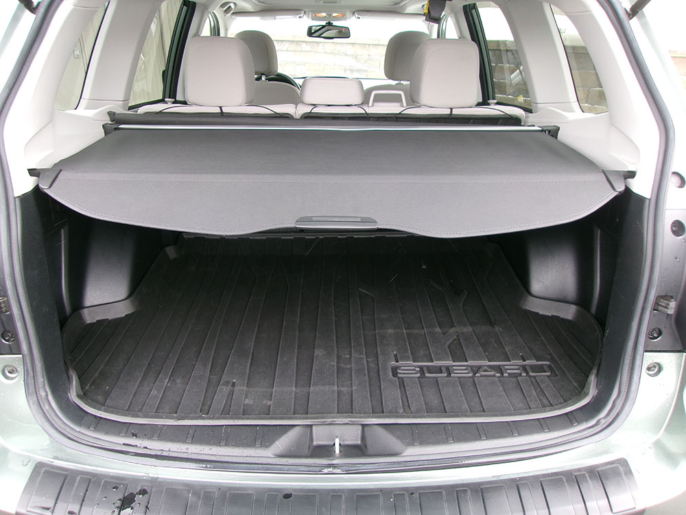 
								SUBARU FORESTER PREMIUM full									