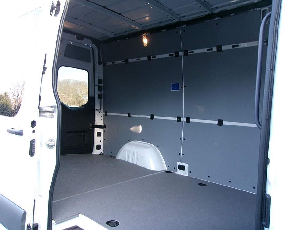 
								MERCEDES BENZ SPRINTER 2500 full									