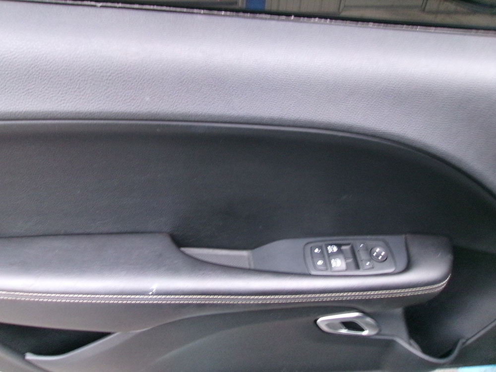 
								DODGE CHALLENGER SRT 392 full									