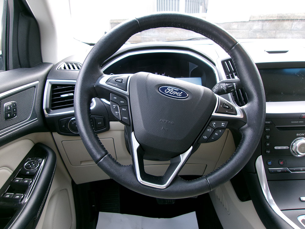 
								FORD EDGE TITANIUM full									