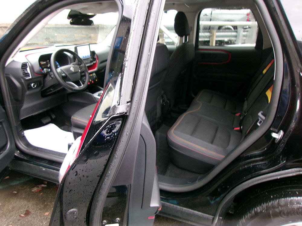 
								FORD BRONCO SPORT FREE WHEELING full									