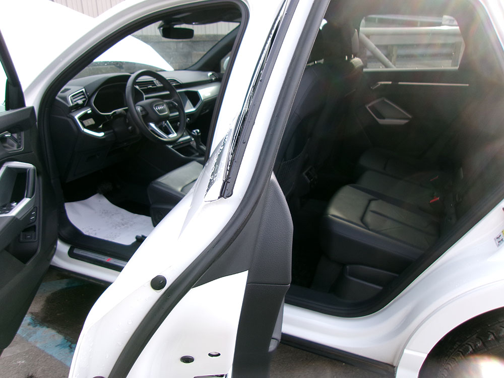 
								AUDI Q3 PREMIUM PLUS S-LINE full									