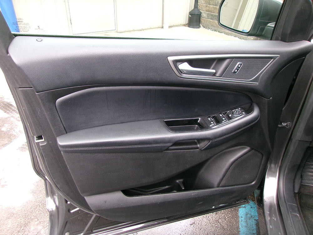 
								FORD EDGE SEL full									