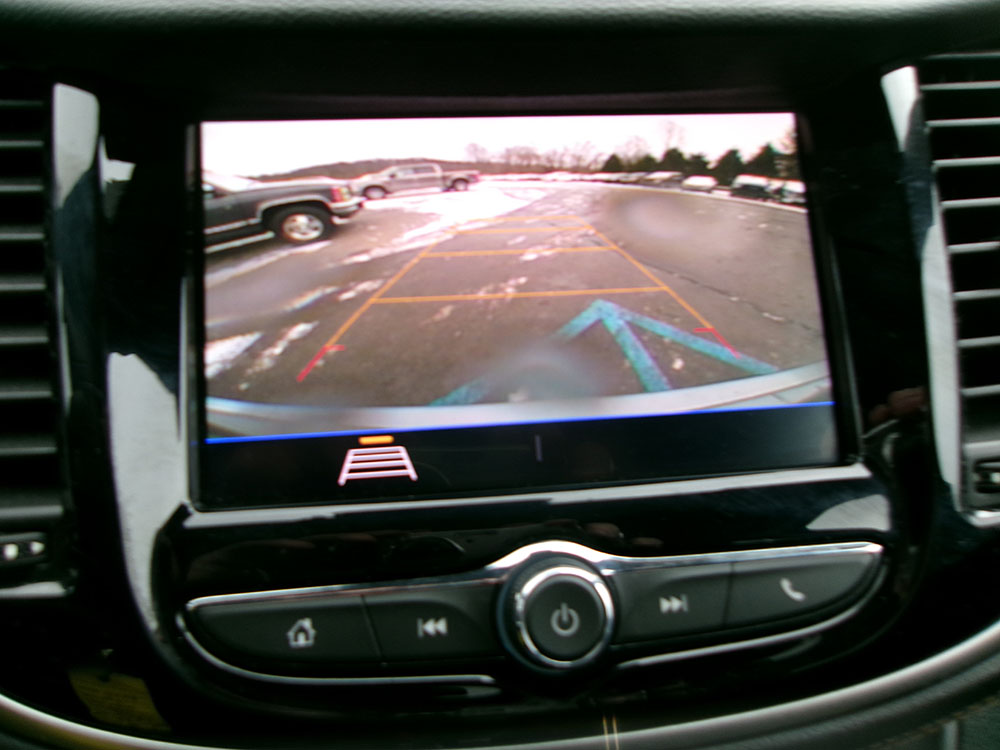 
								CHEVROLET TRAX LS full									