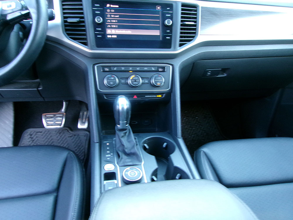 
								VOLKSWAGEN ATLAS SE R-LINE full									