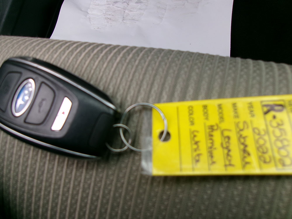 
								SUBARU LEGACY PREMIUM full									