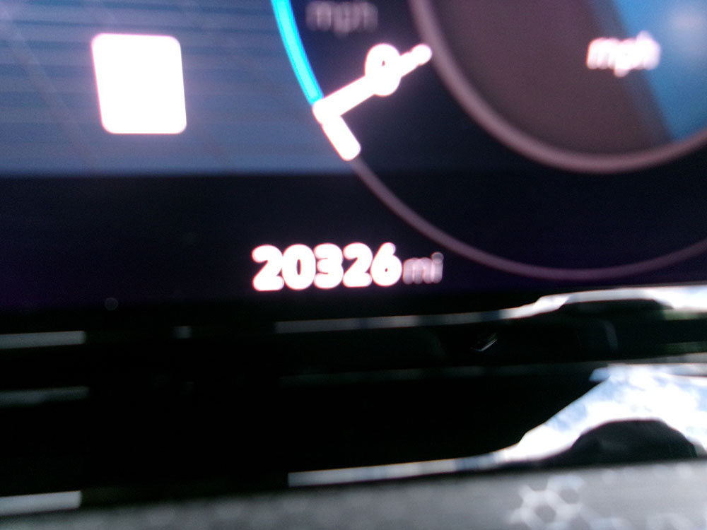 
								VOLKSWAGEN GOLF GTI AUTOBAHN full									