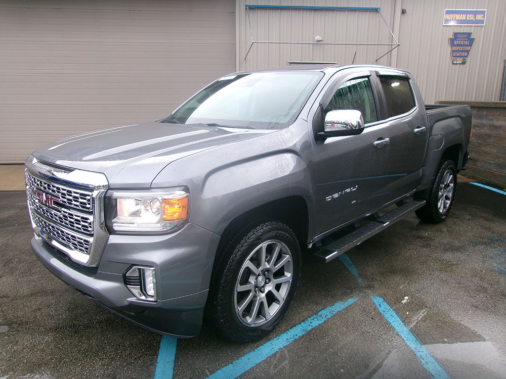 2021 GMC Canyon 4WD Denali Crew Cab Short Box's photo