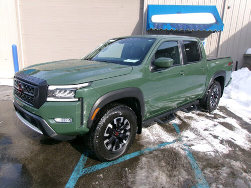 NISSAN FRONTIER PRO-4X CREW CAB