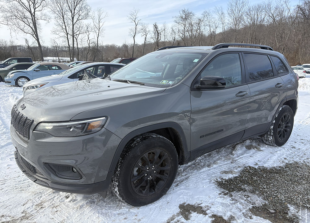 
								JEEP CHEROKEE ALTITUDE LUXURY full									