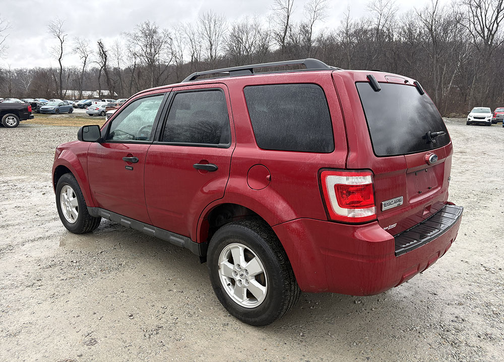 
								FORD ESCAPE XLT full									